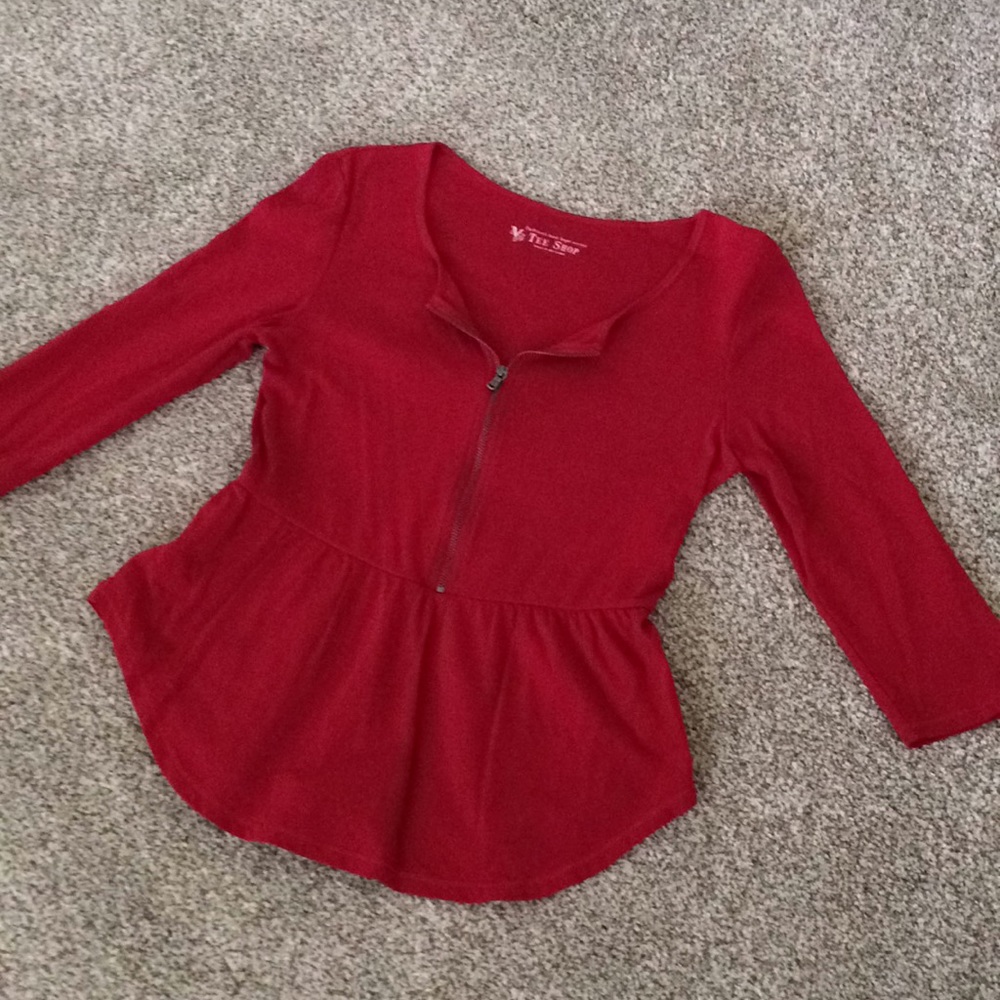 top with zipper